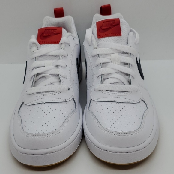 Nike Other - Nike Court